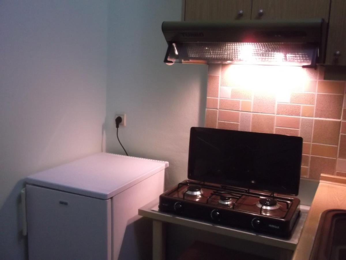 קסאמיל Tani'S Guesthouse מראה חיצוני תמונה