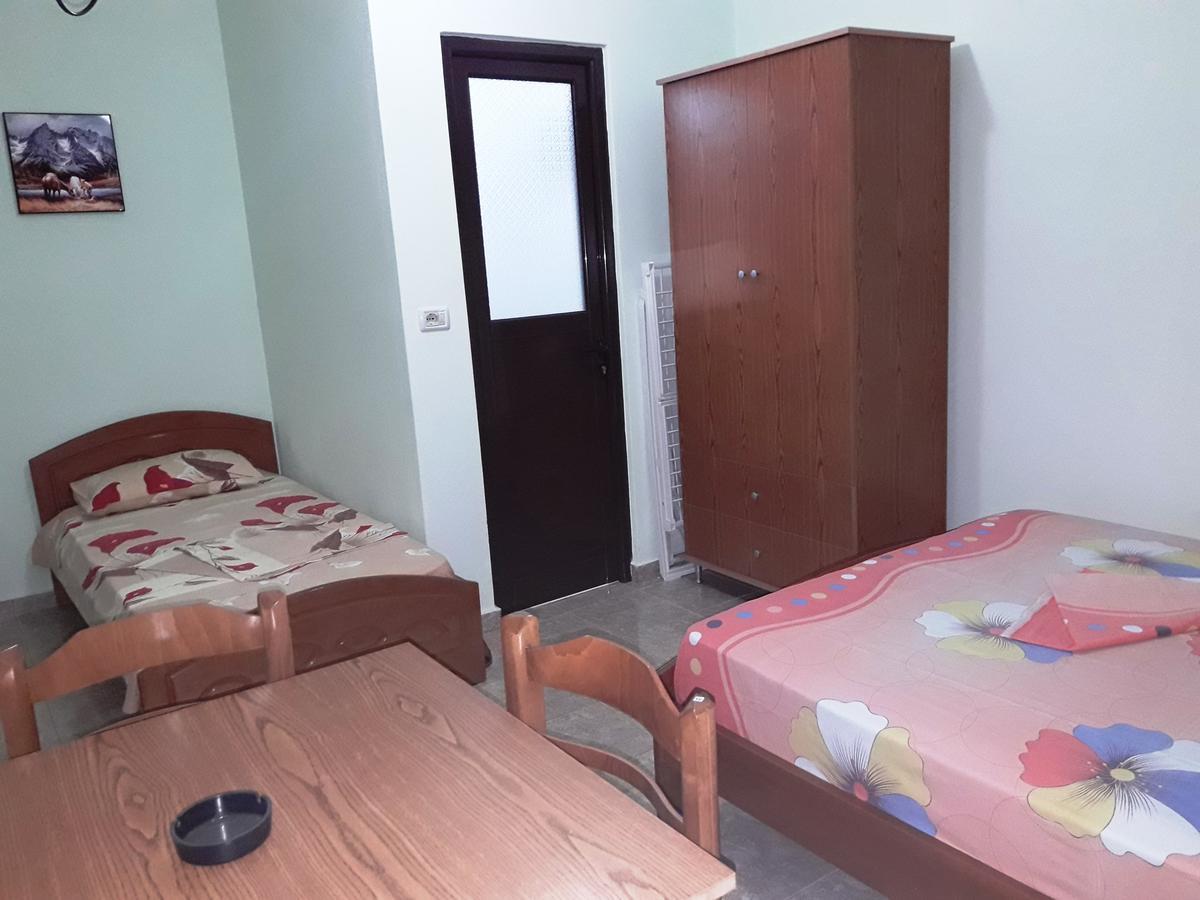 קסאמיל Tani'S Guesthouse מראה חיצוני תמונה